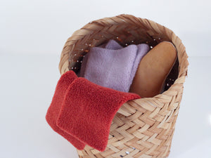 Gluck und Gute  足の寝間着 2025