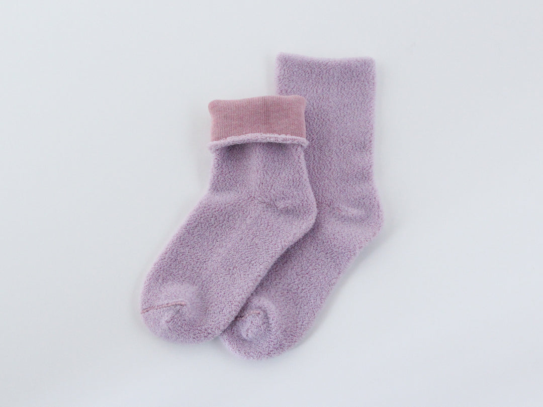 Gluck und Gute  足の寝間着 2025