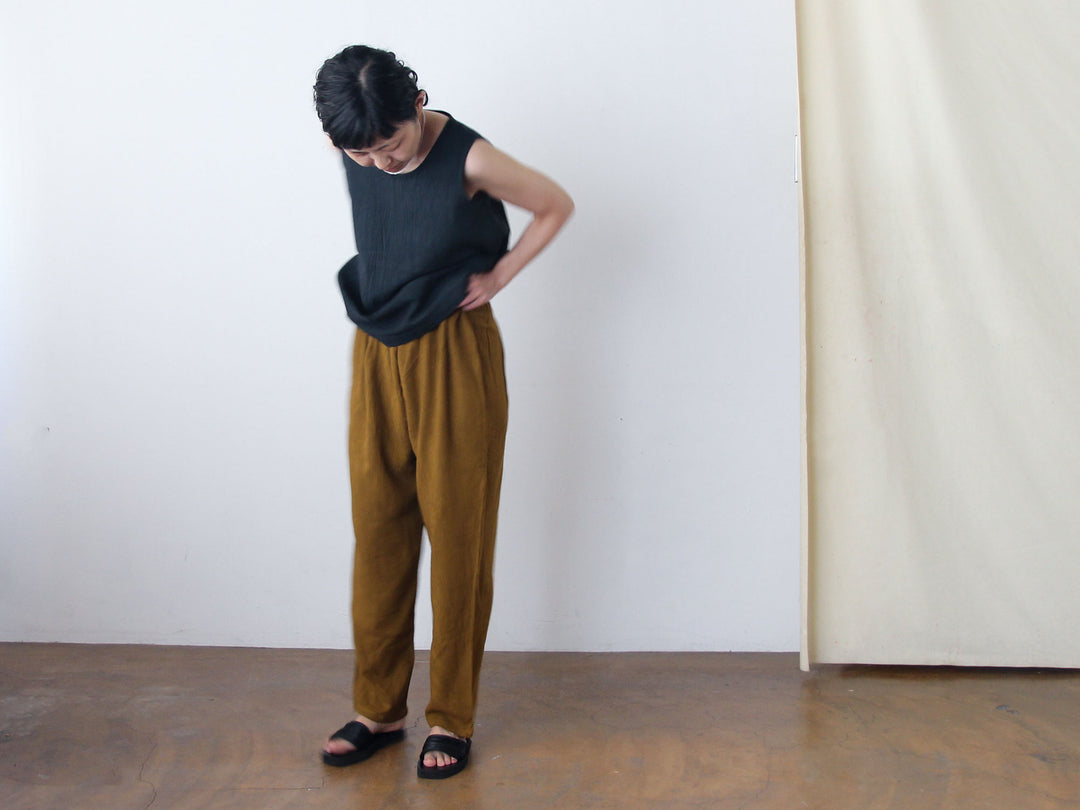 ヂェン先生の日常着　テーパードパンツ/キャメルM（厚地）